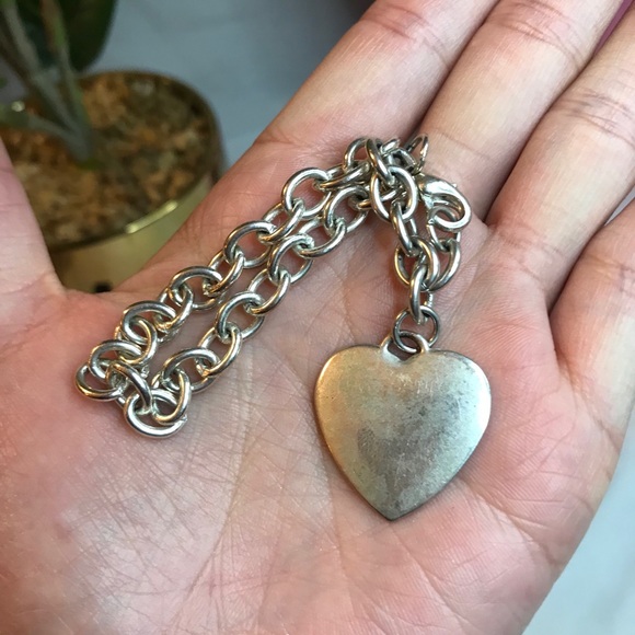 Large Silver Heart Chain Bracelet - Picture 3 of 4